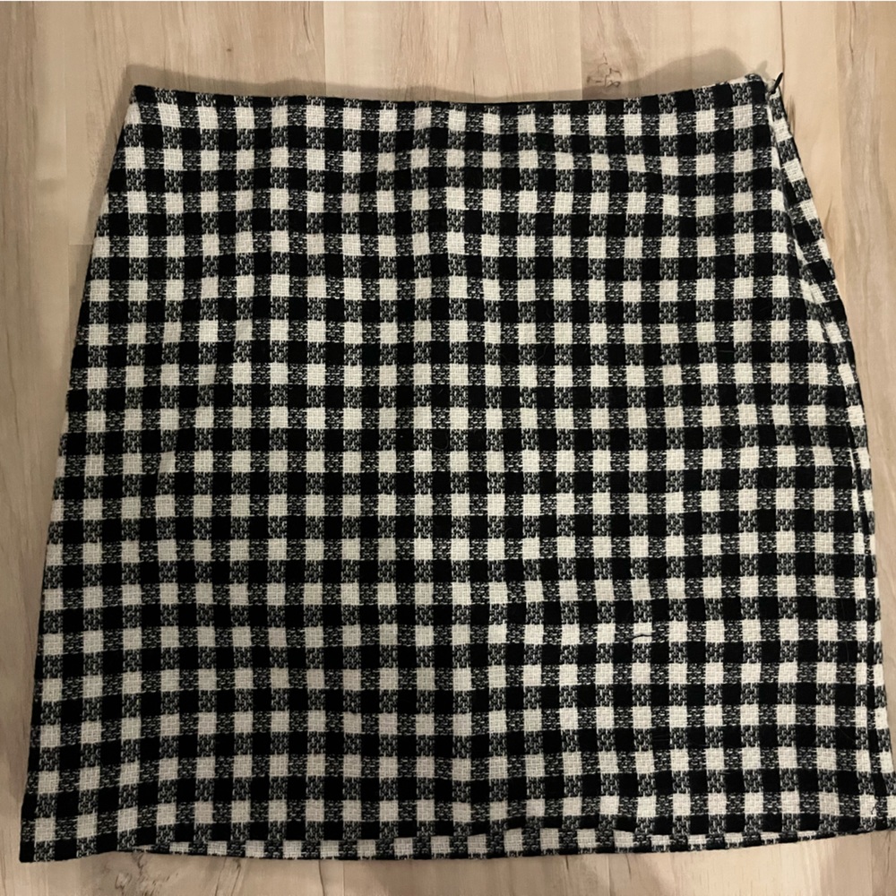 Tweed skirt